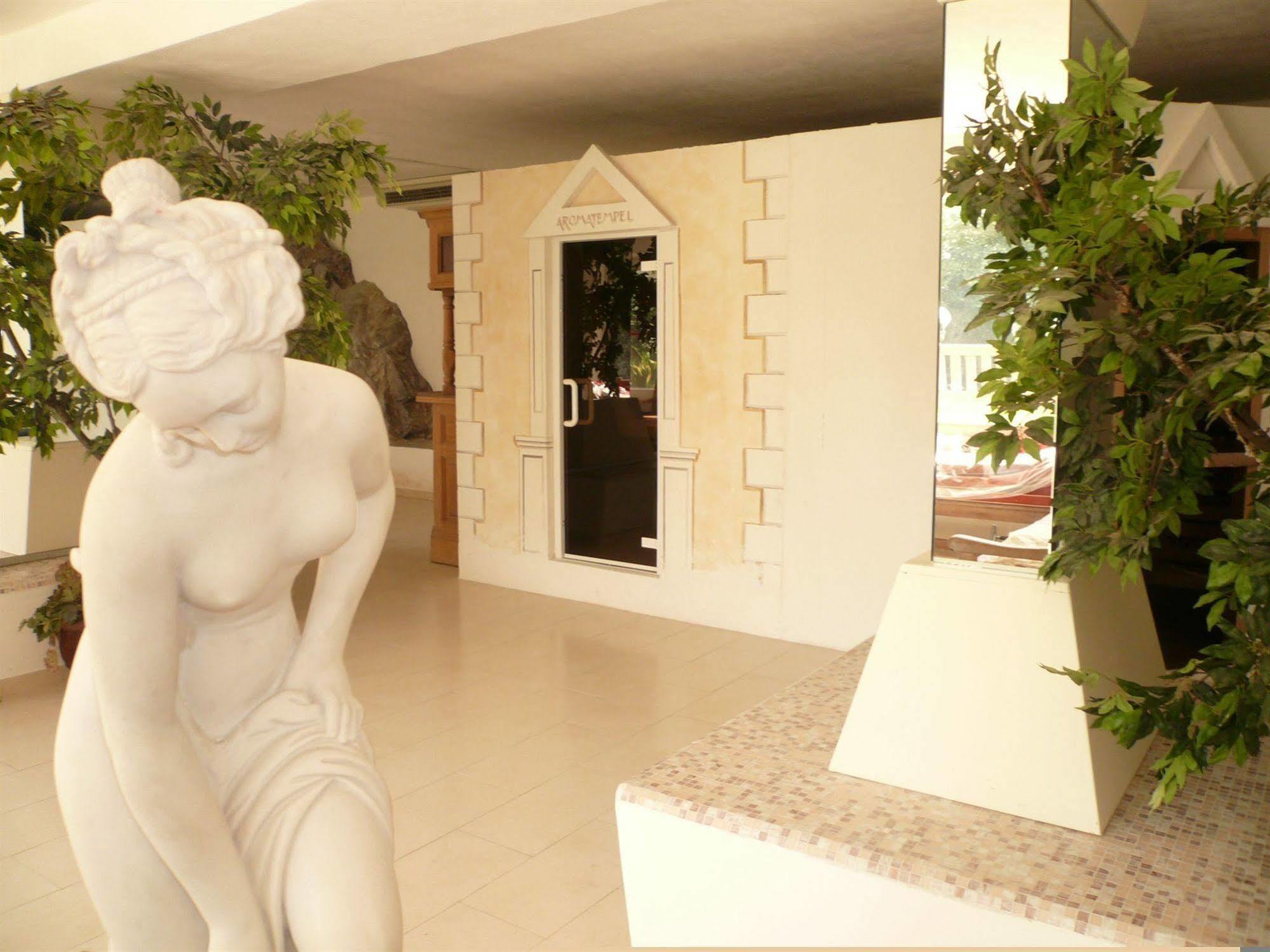 Beach Hotel Eurovil Predore Exterior foto